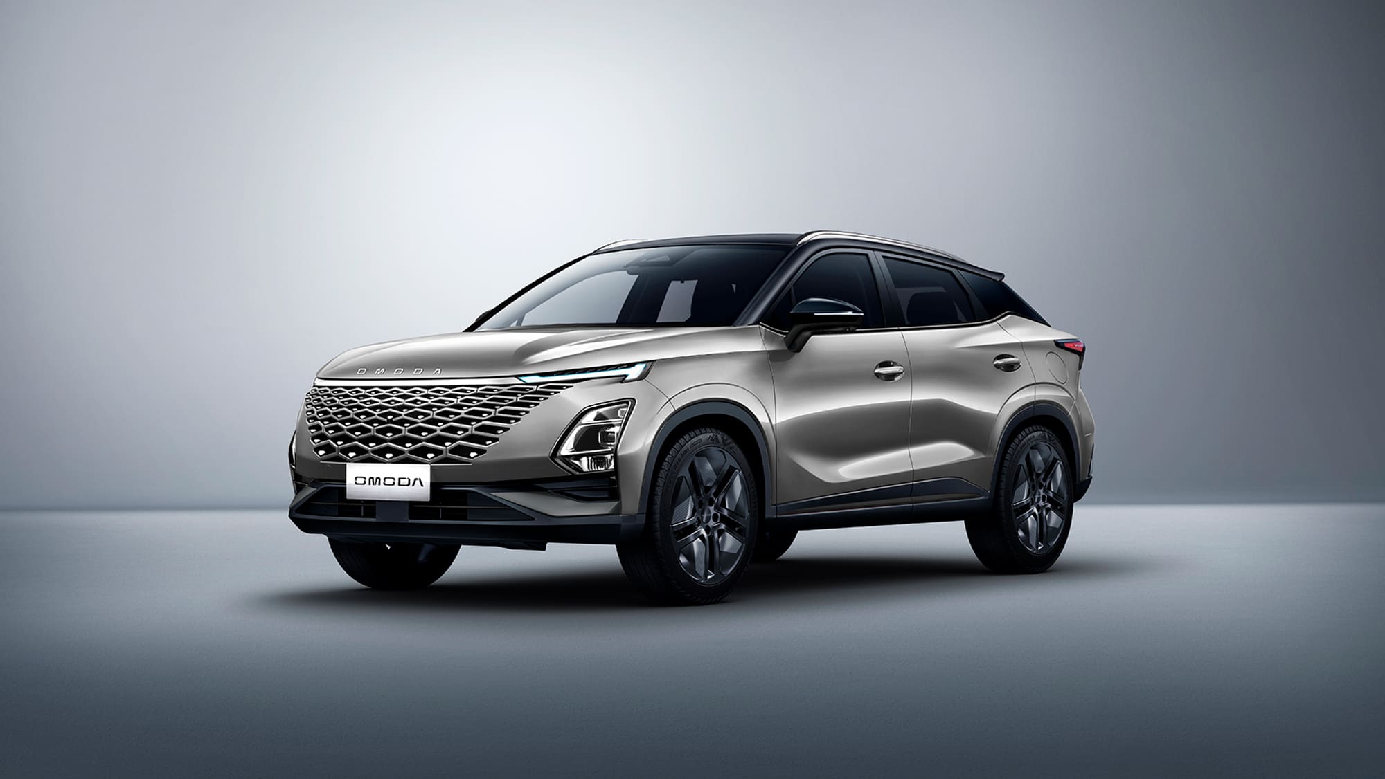 Silver-body-with-black-roof